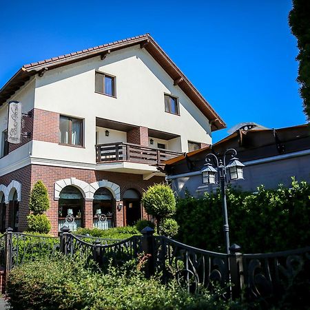 Pensiunea Casa Vera Târgu Jiu Εξωτερικό φωτογραφία
